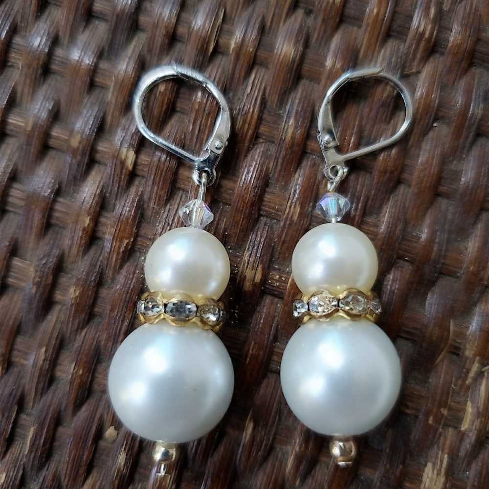 Vintage Faux Pearls Rhinestone Dangle Drop Earring